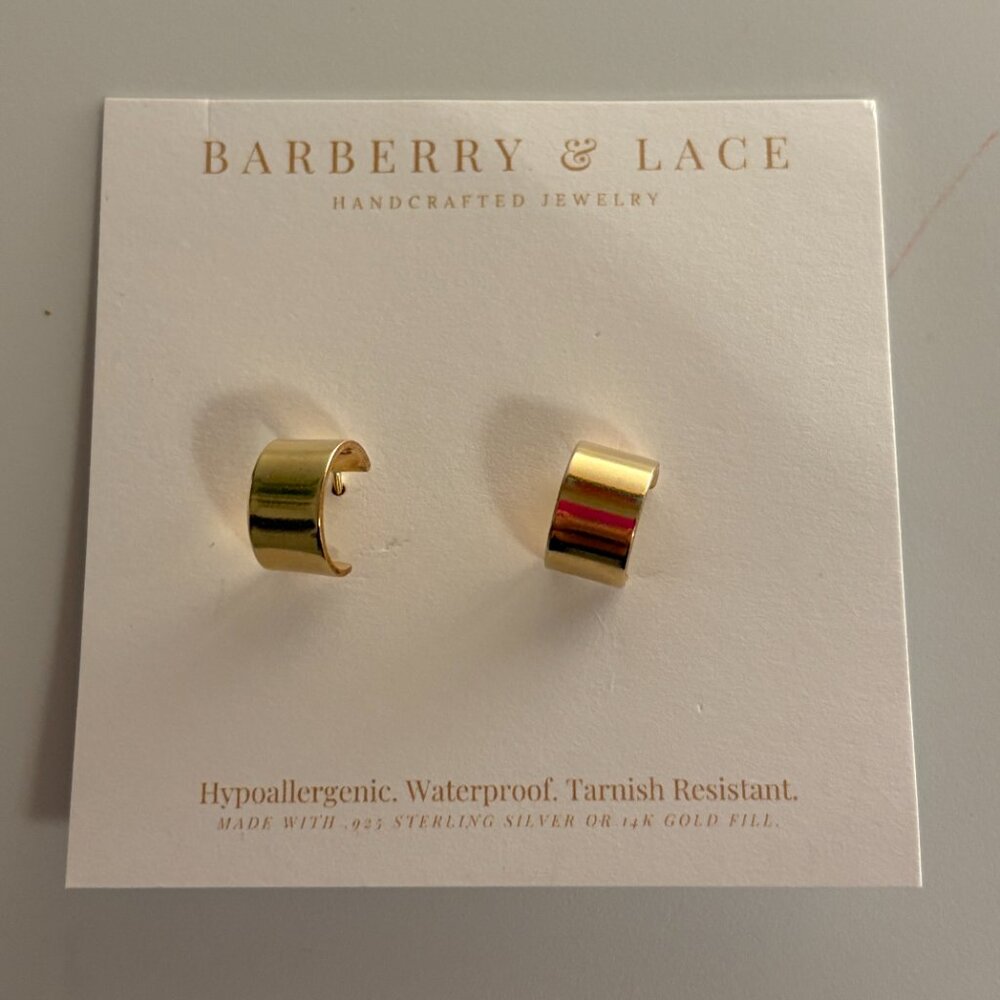 NWT Barberry & Lace Gold Thick Huggie Hoop Stud Earrings - Picture 4 of 5